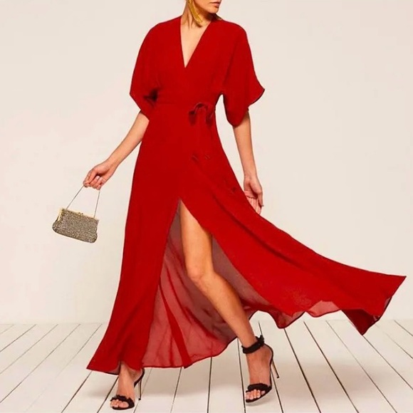 Reformation Winslow Gown in red - Picture 3 of 9